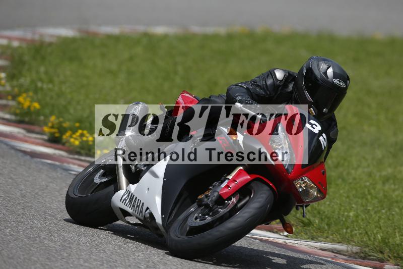 /Archiv-2024/29 12.06.2024 MOTO.CH Track Day ADR/Gruppe gelb/32